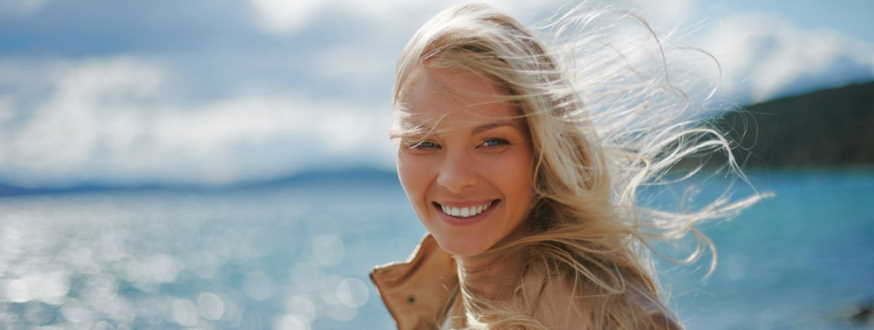 Effective ways to protect your hair from strong winds